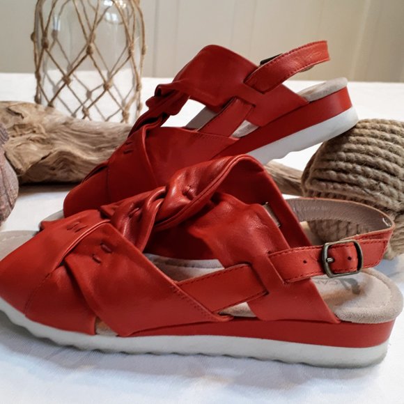 Canal Grande Holland Flamma (Red) Sandal - Picture 3 of 6